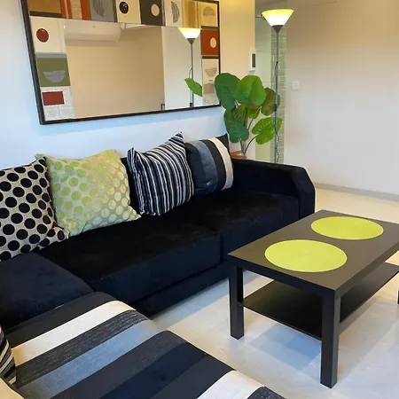 A Un Paso Del Centro De * Grenada